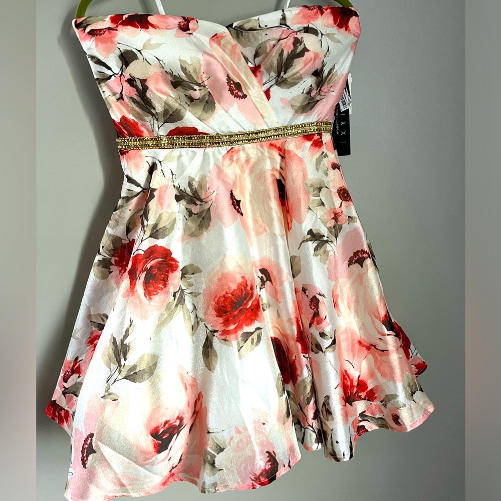 Floral Short Dress NWT